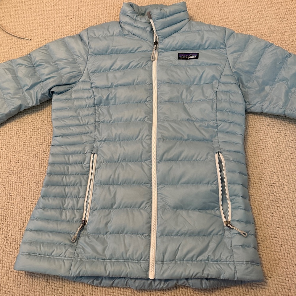 Patagonia Women’s Down Sweater Puffer Jacket - Light Blue